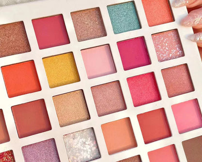 42 Colors Cute Girl Eyeshadow Palette Glitter Pearlescent Eyeshadow Waterproof Eye Plate Shimmer Matte Makeup Female Cosmetics
